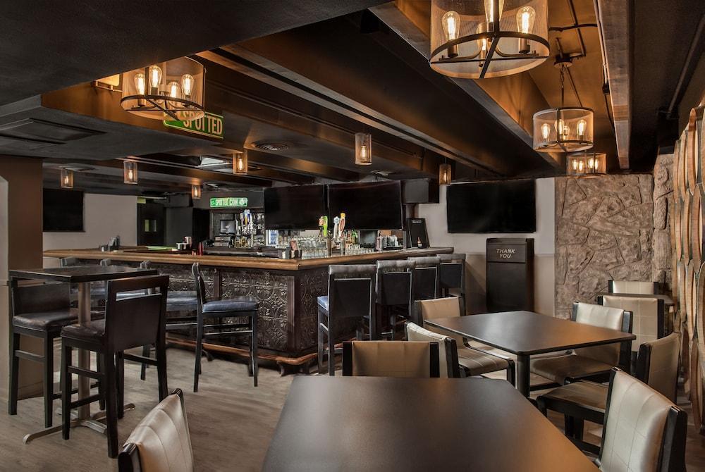 Best Western Plus Milwaukee West Ngoại thất bức ảnh