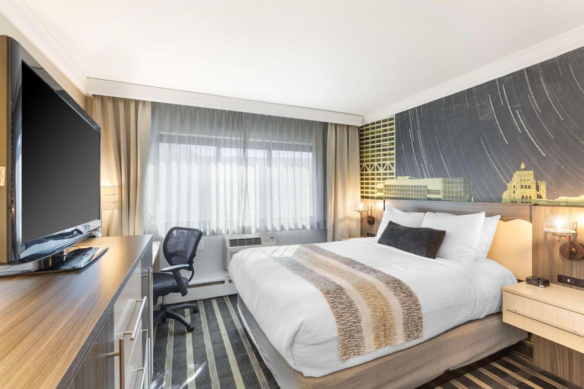 Best Western Plus Milwaukee West Ngoại thất bức ảnh
