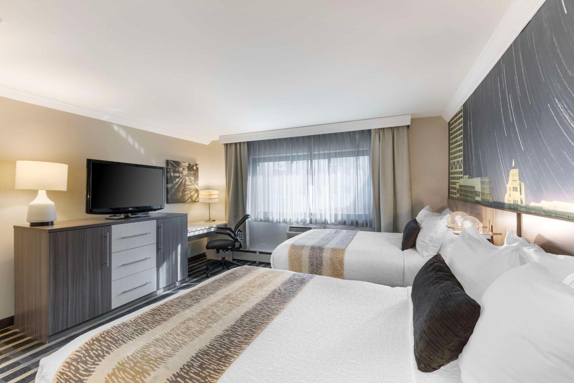 Best Western Plus Milwaukee West Ngoại thất bức ảnh