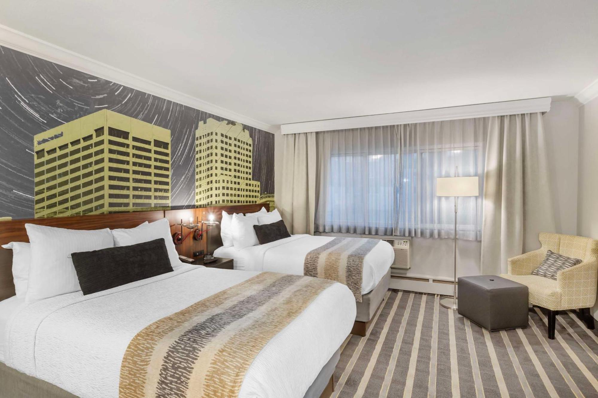Best Western Plus Milwaukee West Ngoại thất bức ảnh