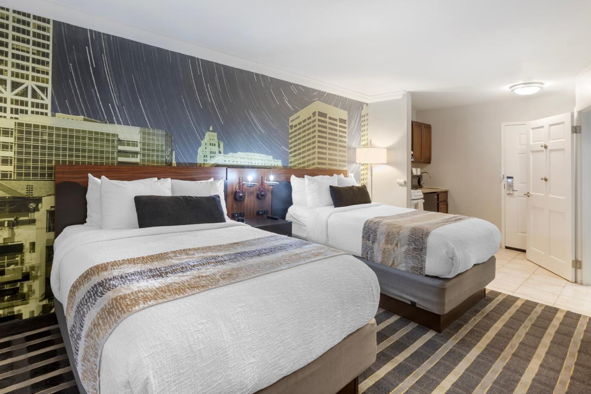 Best Western Plus Milwaukee West Ngoại thất bức ảnh