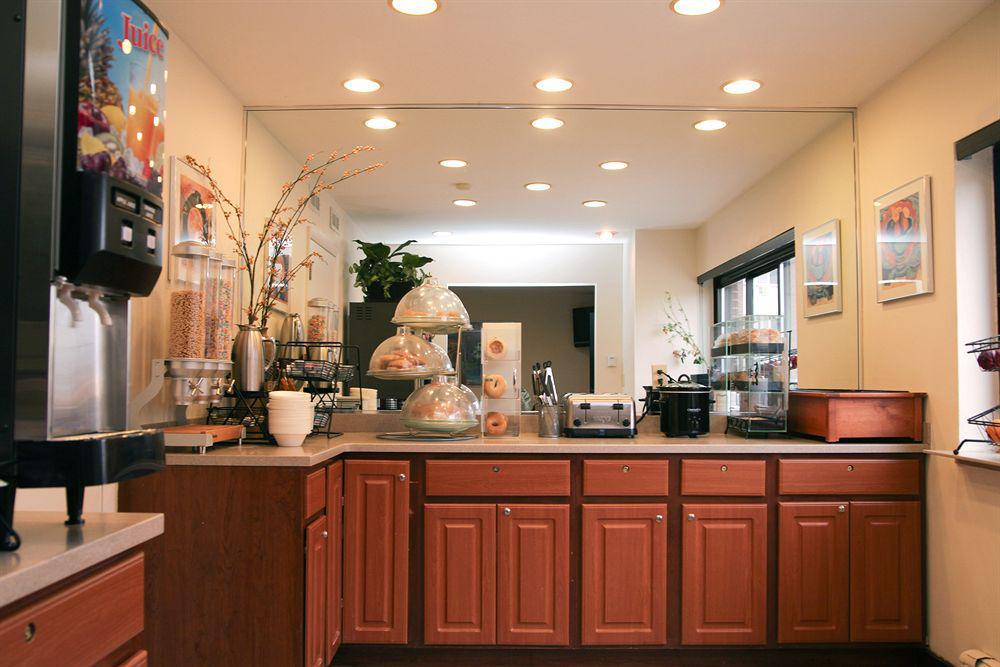 Best Western Plus Milwaukee West Nhà hàng bức ảnh